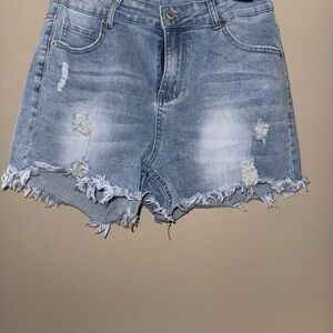 Trendy Frayed Hem Jean Shorts